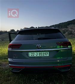 ڤۆڵکسواگن ئەتڵەس کرۆس سپۆرت